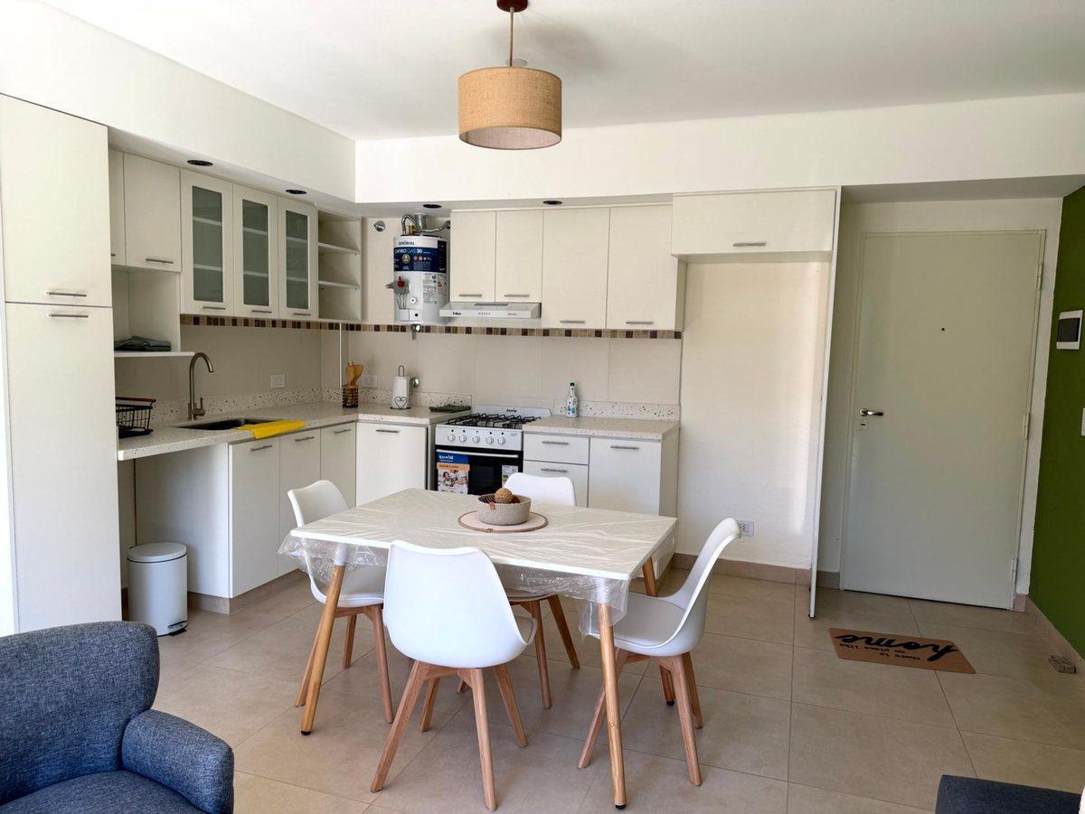 Foto de VENTA DEPARTAMENTO A ESTRENAR COCHERA PILAR, imagen 1
