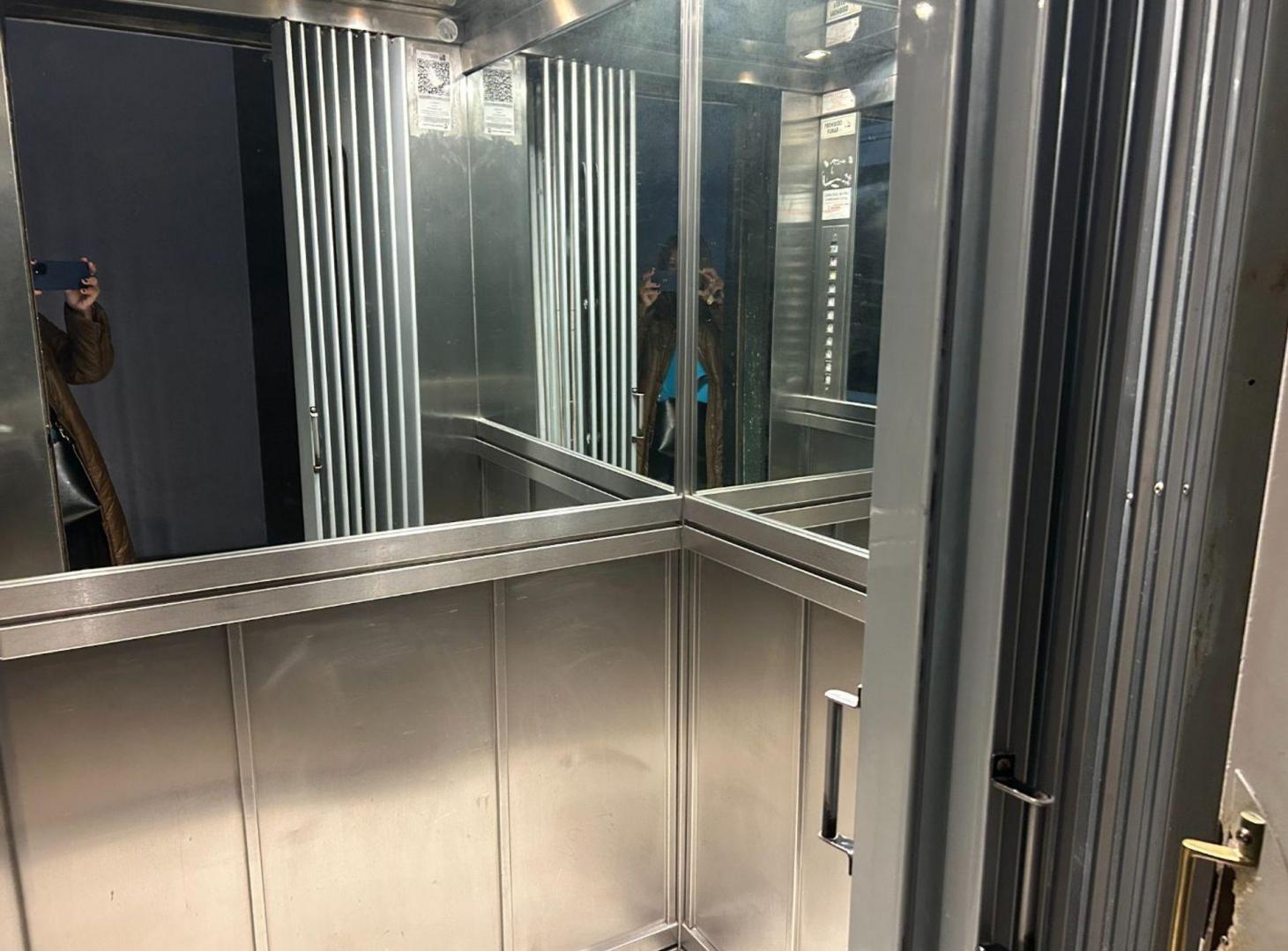 Foto de VENTA OFICINA DEPOSITO EN BALVANERA, imagen 4