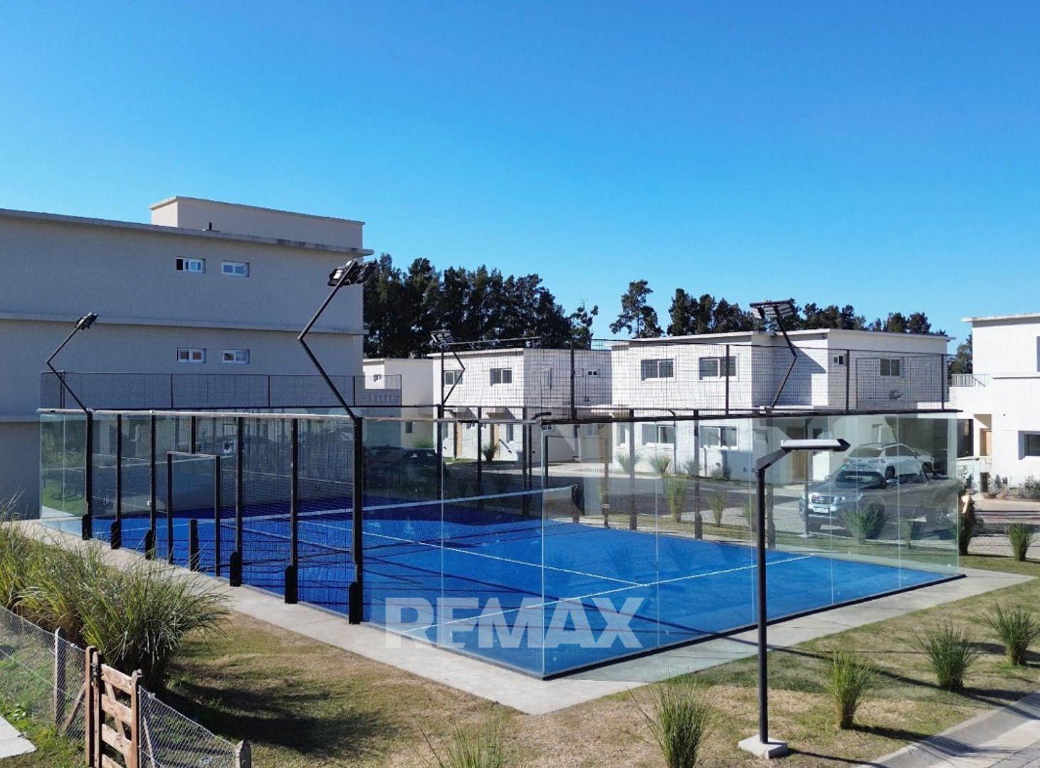Foto de VENTA NUEVA CASA DUPLEX 4 AMB BARRIO CERRADO PILAR, imagen 3