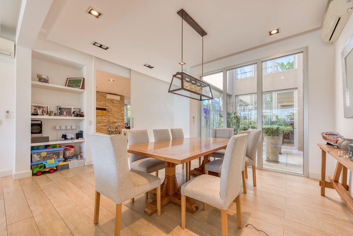 Foto de VENTA CASA EN ALBANUEVA CON AMARRA 5 AMB., imagen 4