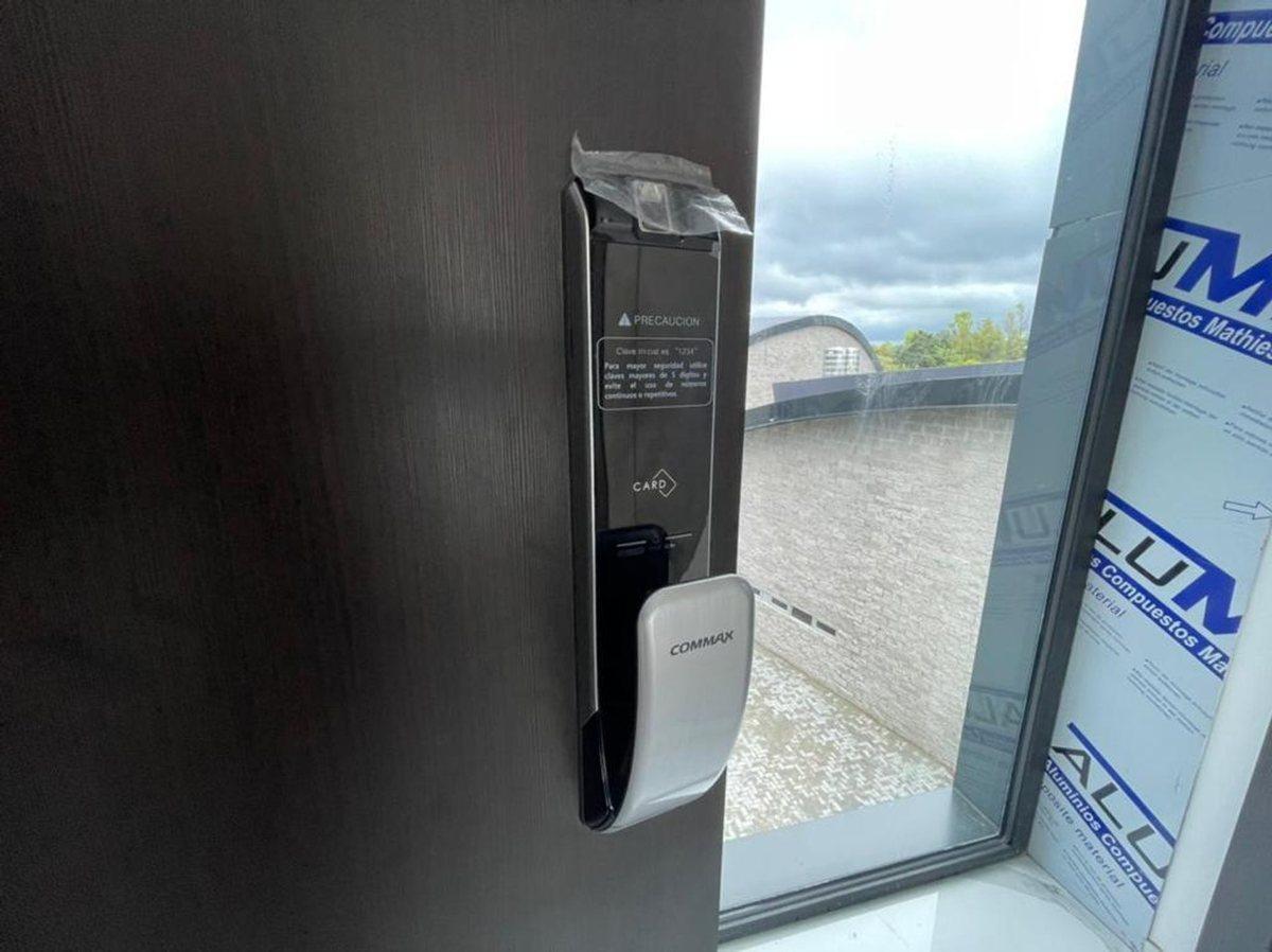 Foto de Alquiler Oficina Premium s/muebles-Pana k 39 Pilar, imagen 1
