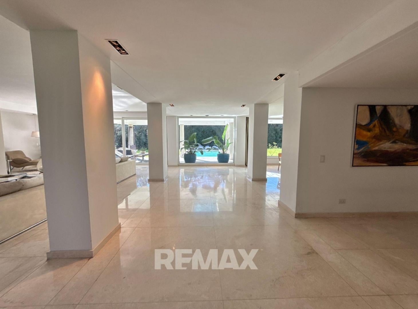 Foto de Venta Casa Ayres de Pilar 5 dorm- 1500m2 parque, imagen 1