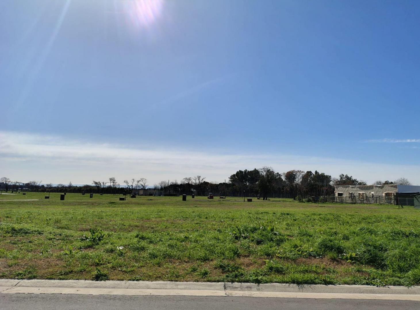 Foto de VENTA LOTE INTERNO 640 M2 EN SAN SEBASTIAN - PILAR, imagen 2