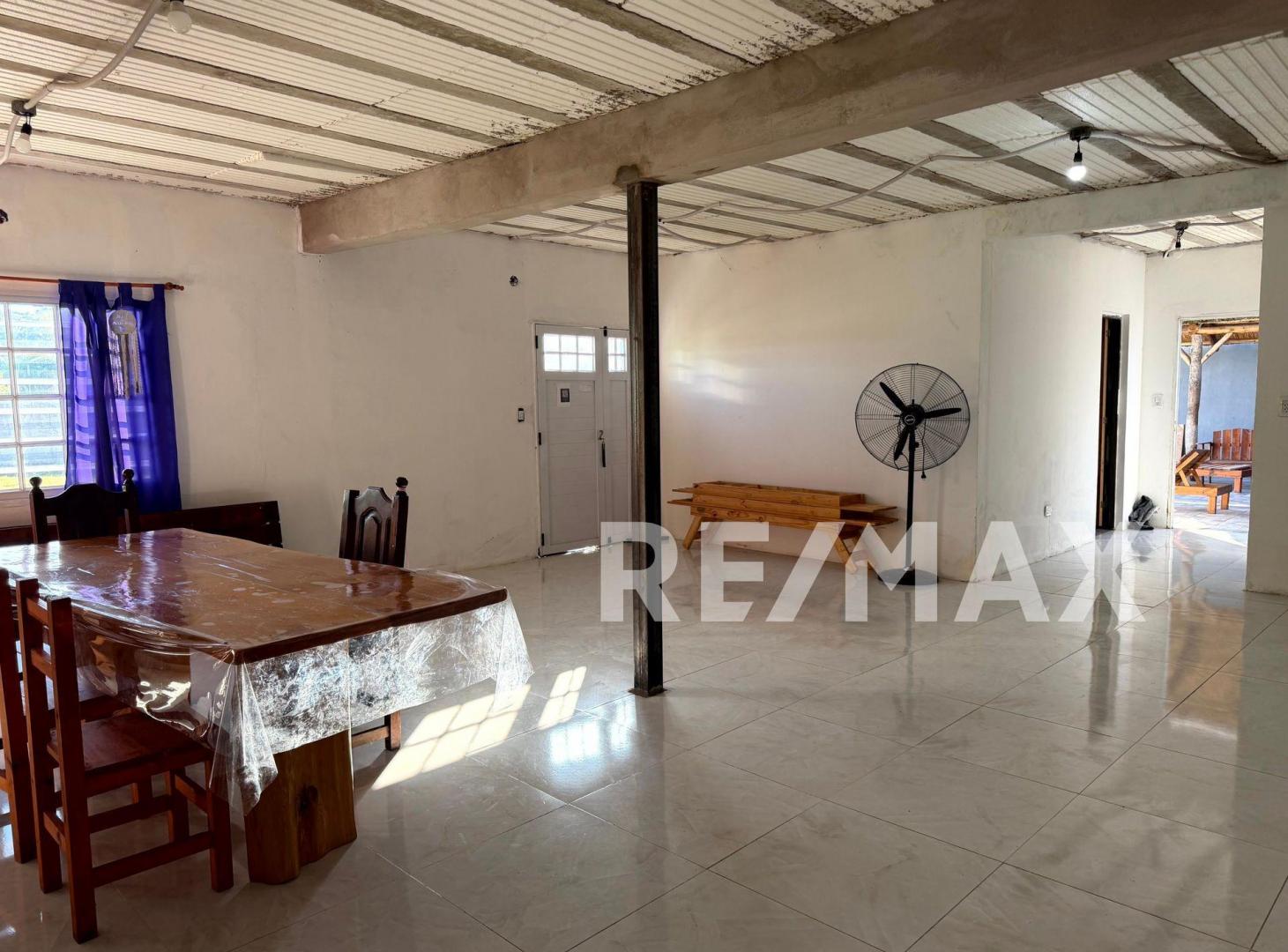 Foto de VENTA CASA-QTA 2 AMB. 600 M PILETA ESCALADA ZARATE, imagen 4