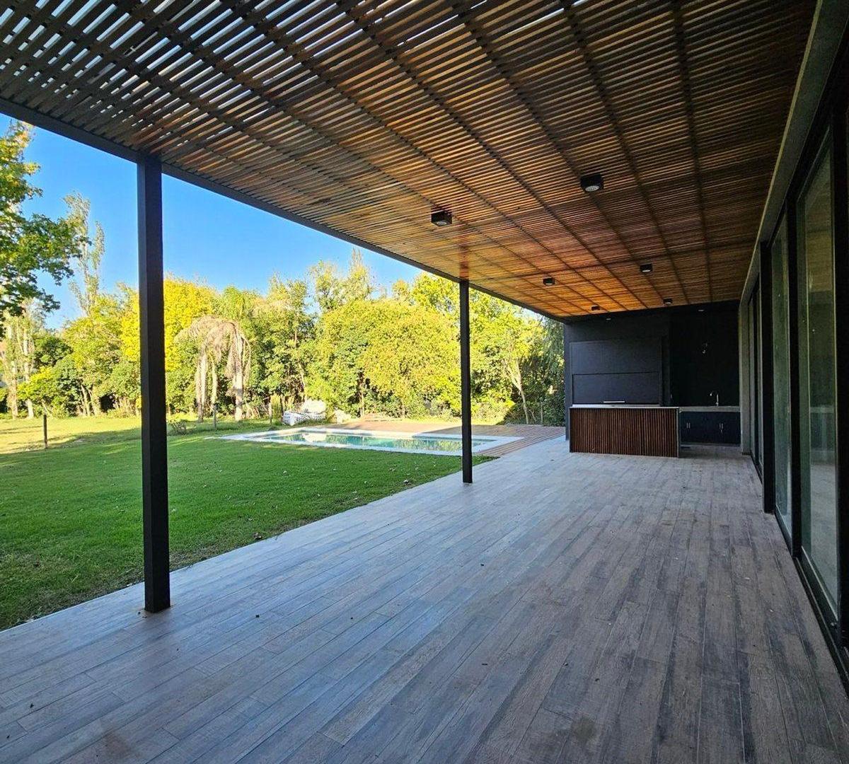 Foto de Casa en venta 4mb Country carmel Pilar a estrenar, imagen 3