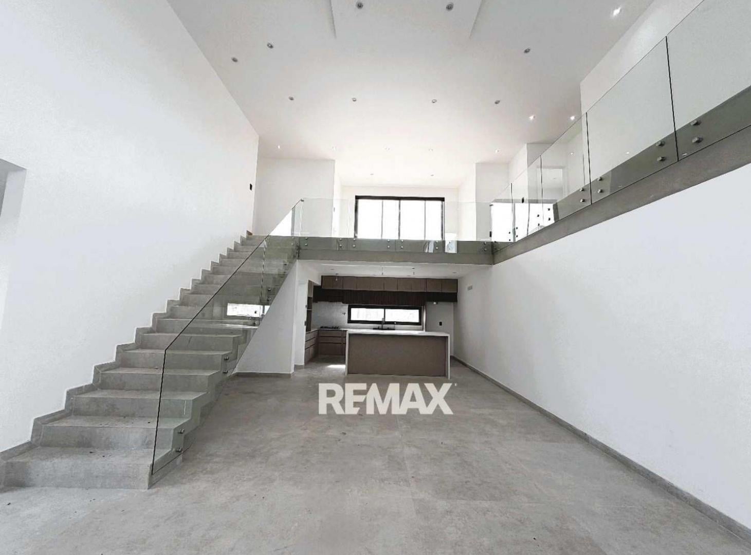 Foto de VENTA CASA A ESTRENAR 4 DORM CON PILETA PILAR, imagen 3
