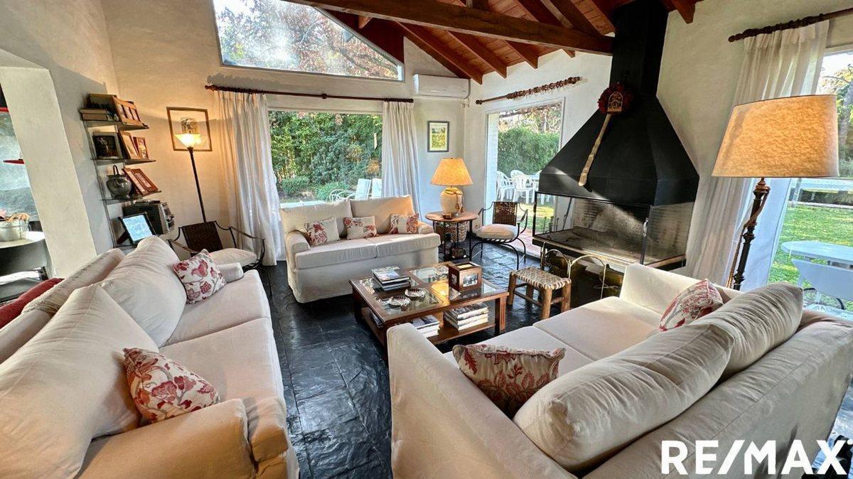 Foto de Retasada! Venta casa 5 ambientes en Carmel C.C., imagen 4