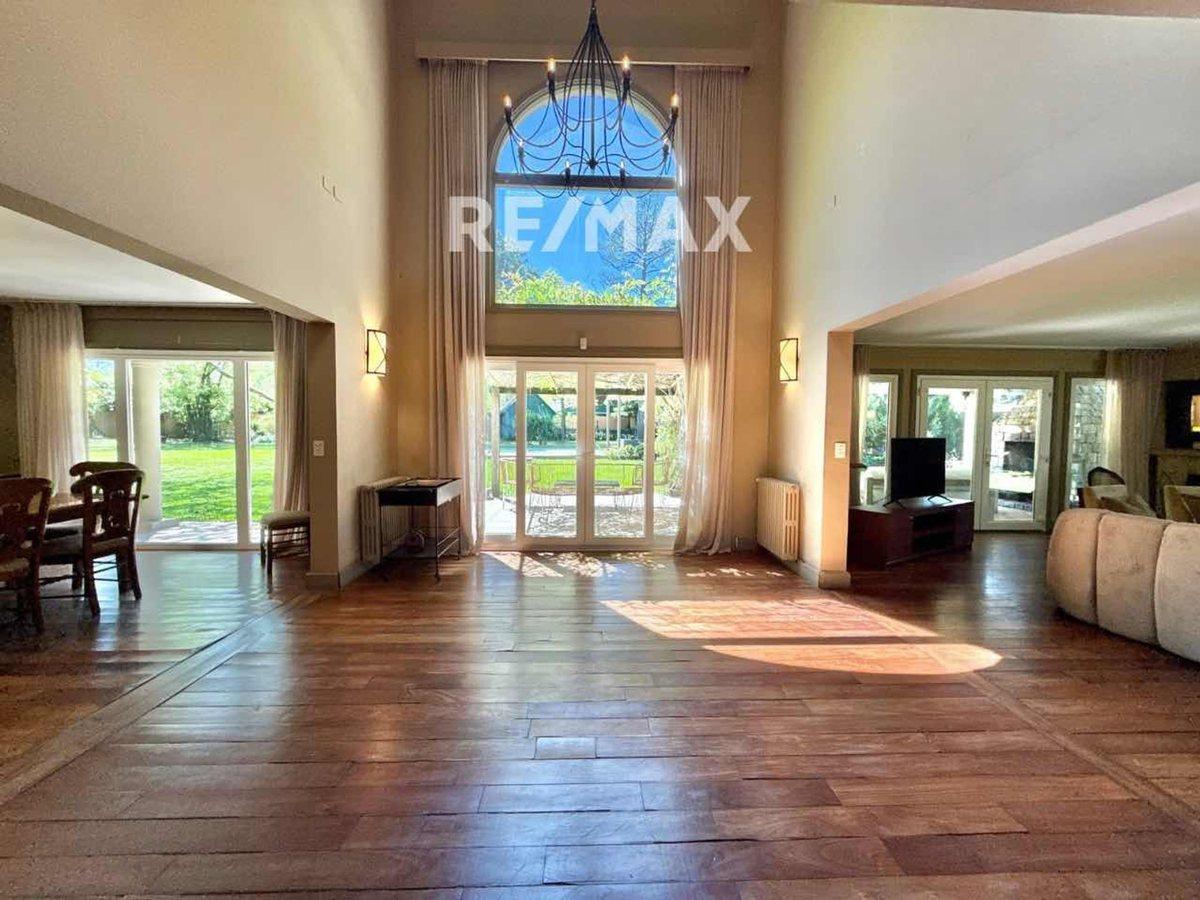 Foto de VENTA CASA 6 dormitorios PACHECO pileta y parque, imagen 3