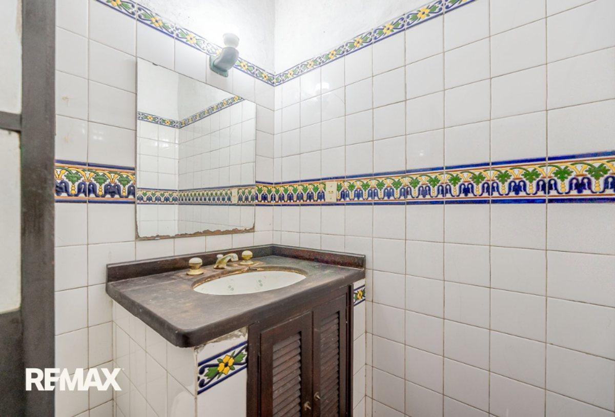 Foto de VENTA CASA PILAR 2 LOTES APTO DESARROLLO -PERMUTA, imagen 2