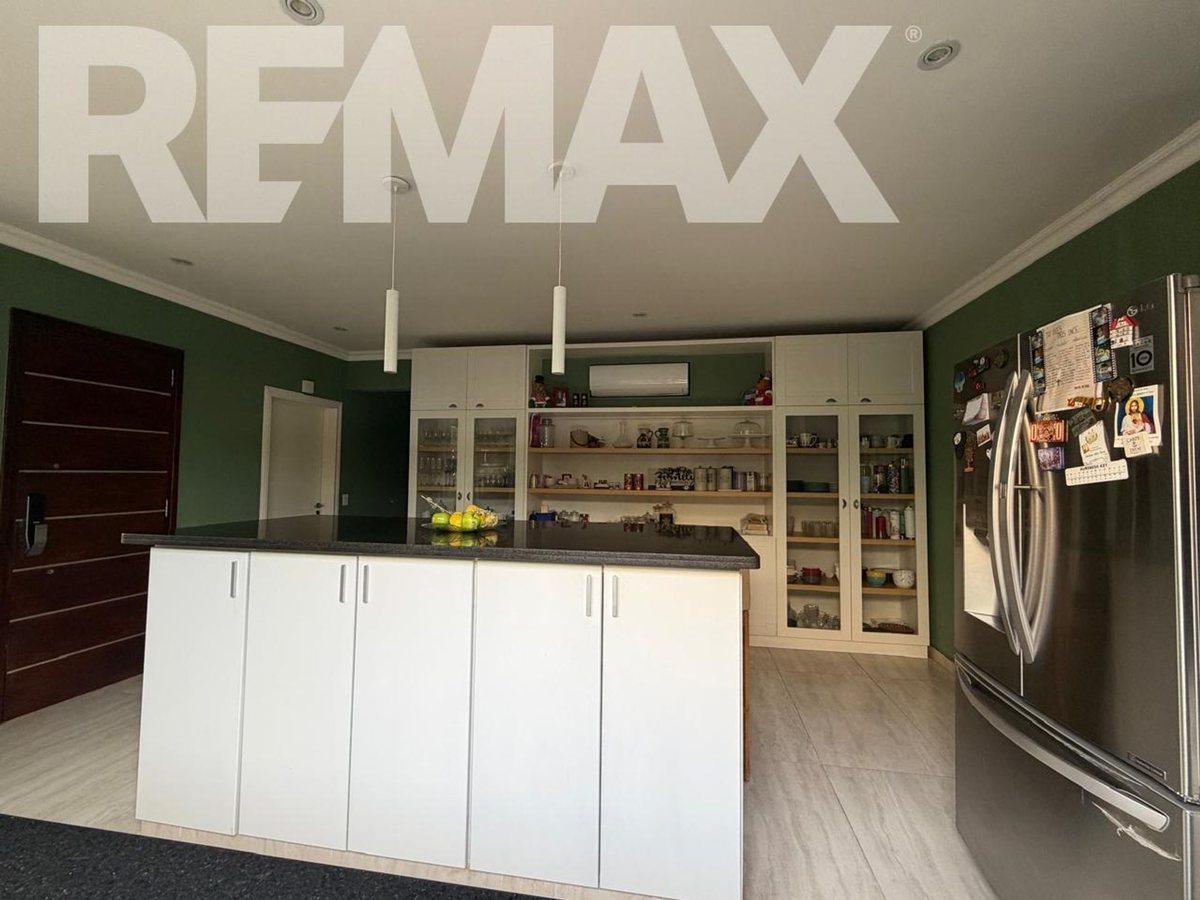 Foto de Venta casa 6 Amb con Pileta en Ayres plaza Pilar, imagen 3