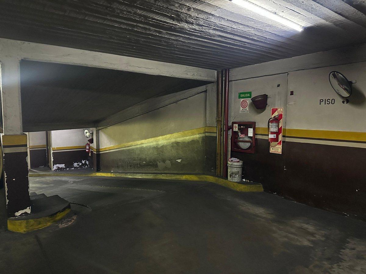 Foto de Venta Cochera Fija para Auto en Caballito, imagen 4