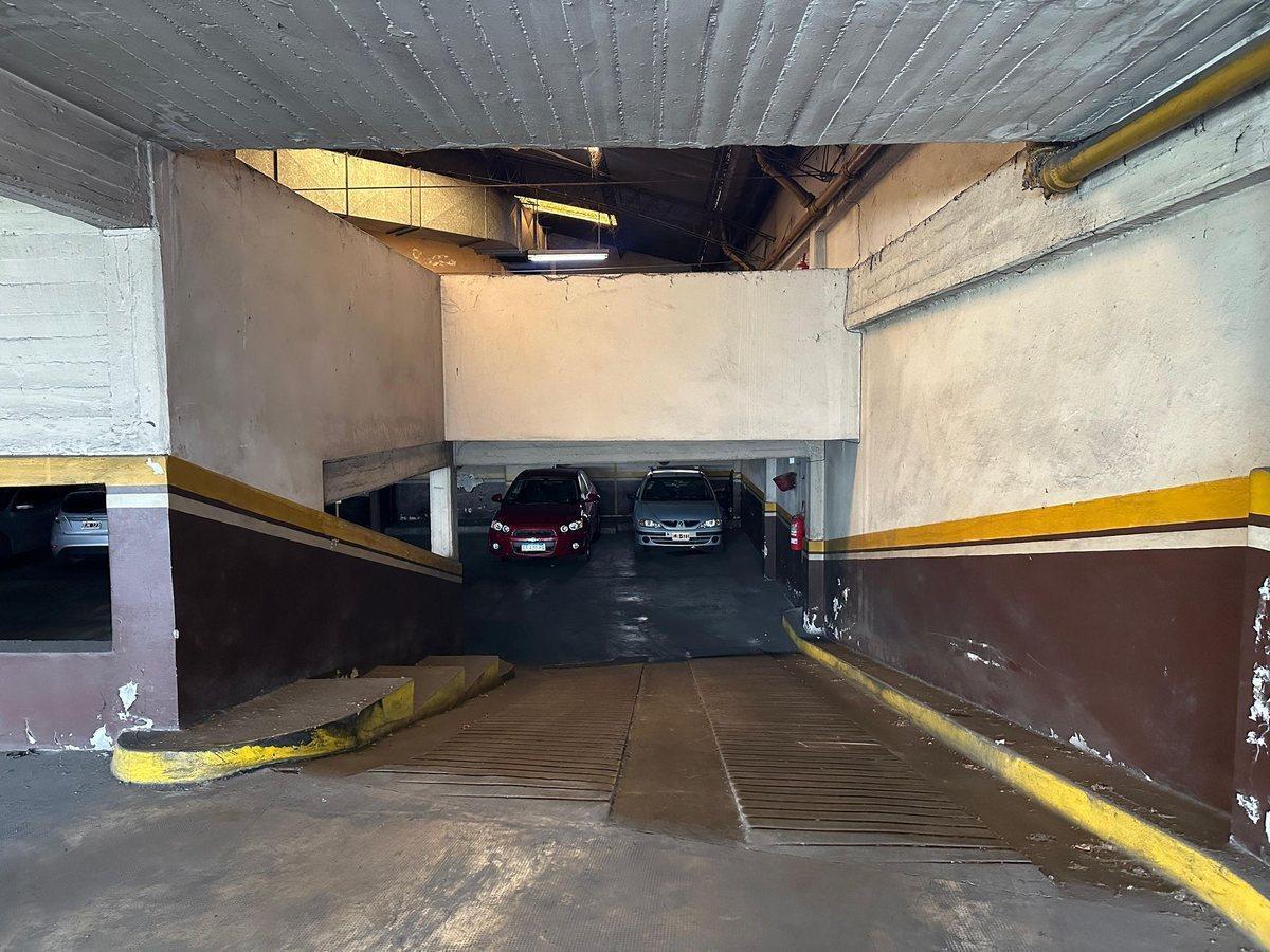 Foto de Venta Cochera para Auto mas Moto en Caballito, imagen 3