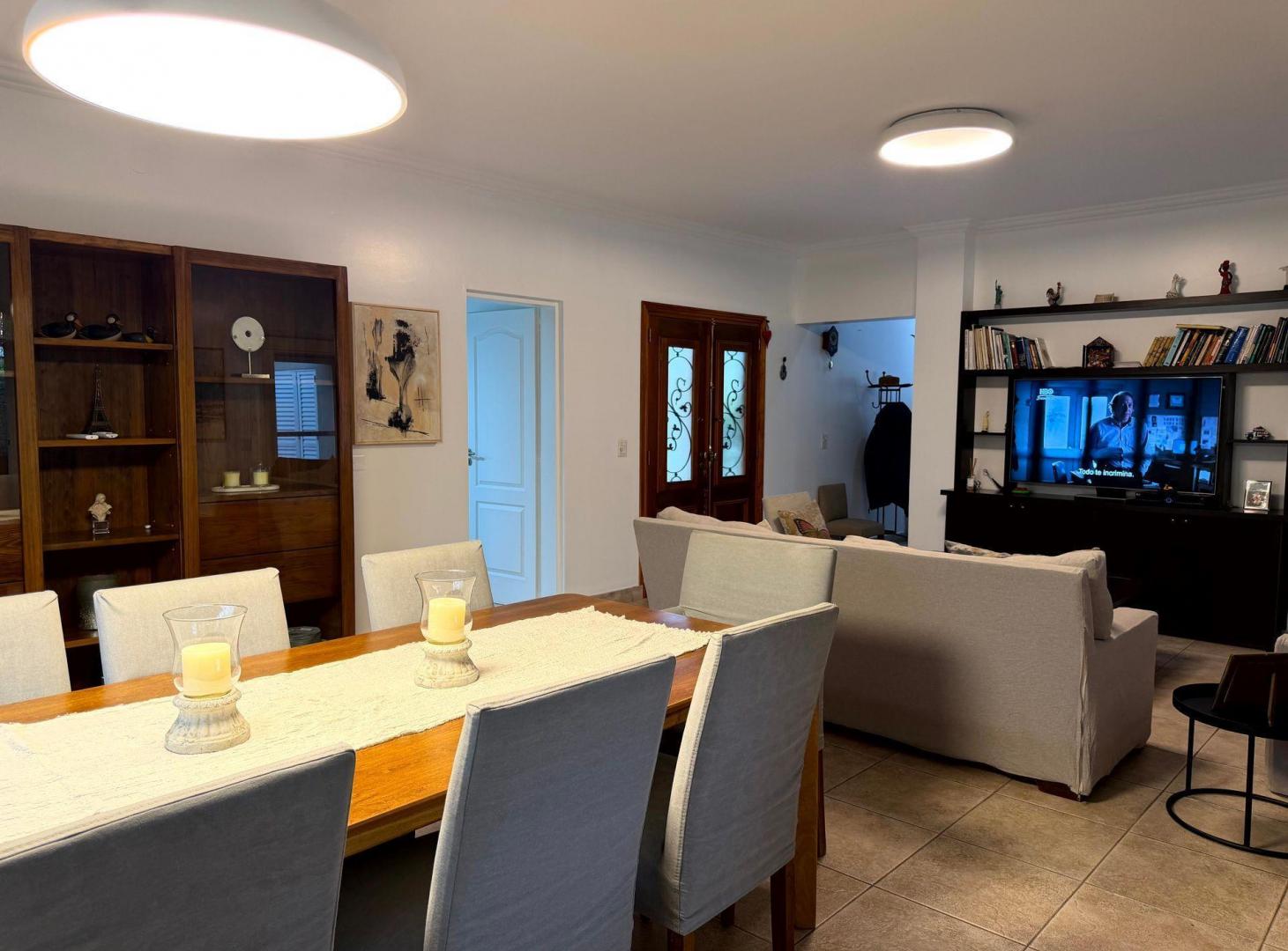 Foto de VENTA CASA 4 AMB. B. LOS POTRILLOS FATIMA PILAR, imagen 2