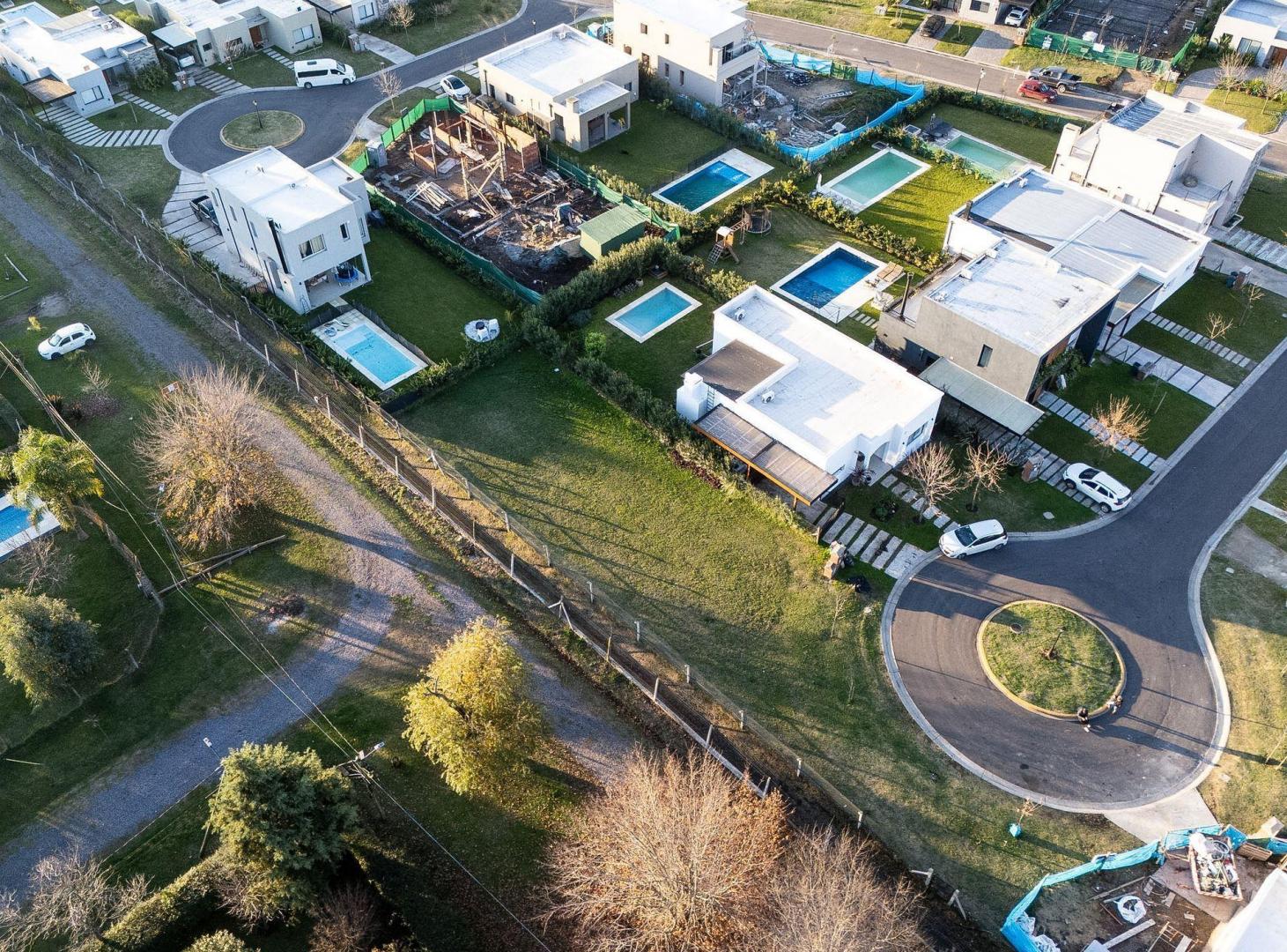 Foto de Lote en venta Barrio Sta. Lucia Pilar del Este, imagen 3