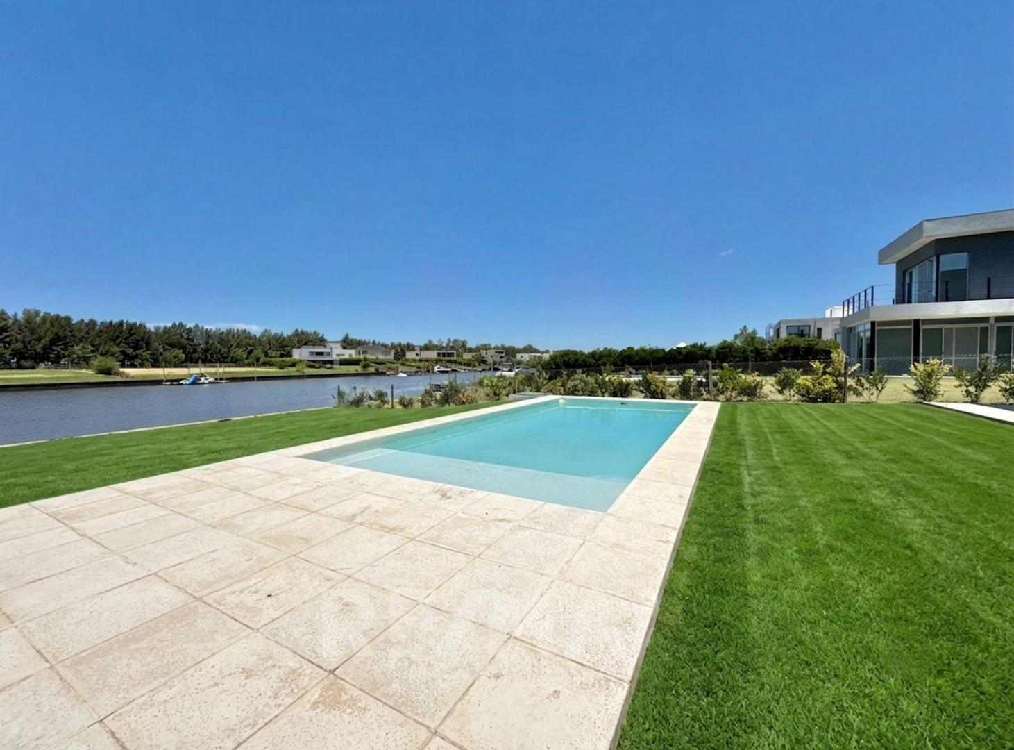Foto de Casa venta B°San Juan al rio Lujan-Tigre 5 dorm, imagen 1
