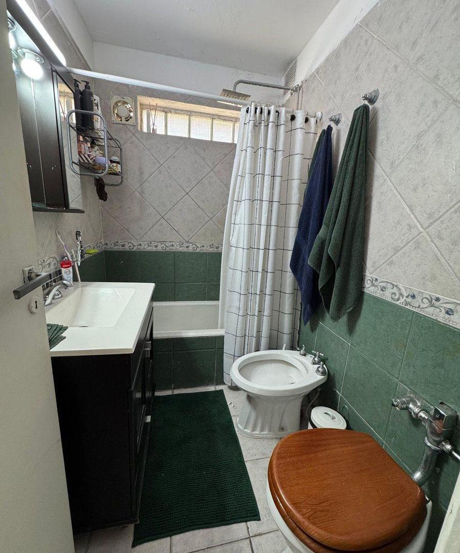 Foto de VENTA DEPARTAMENTO 4 AMBIENTES BALVANERA, imagen 2