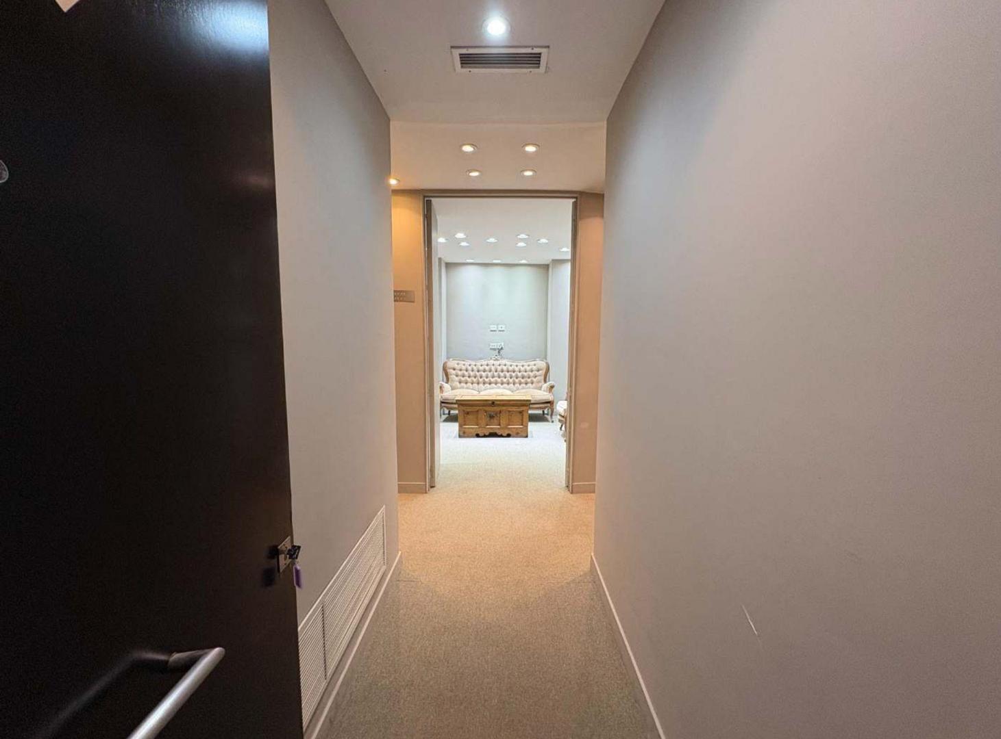 Foto de OFICINA EN VENTA EDIFICIO PARALELO 50 SUR, PILAR, imagen 3