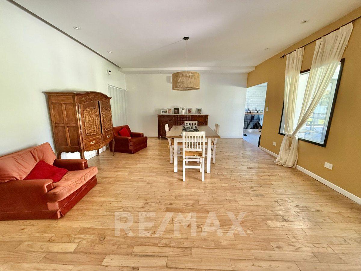 Foto de Alquiler CASA 4 DORM HARAS DEL SOL, PILAR, imagen 1