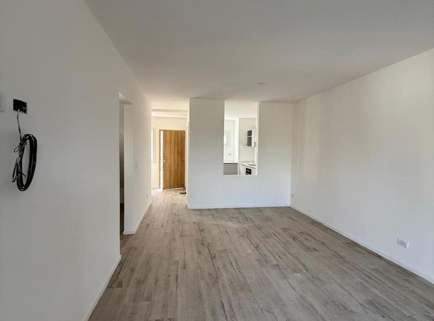 Foto de VENTA CASA tipo dúplex en CHIC VILLAGE PILAR, imagen 2