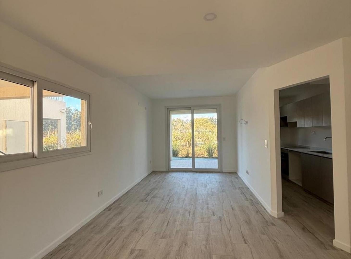 Foto de VENTA CASA tipo dúplex en CHIC VILLAGE PILAR, imagen 1