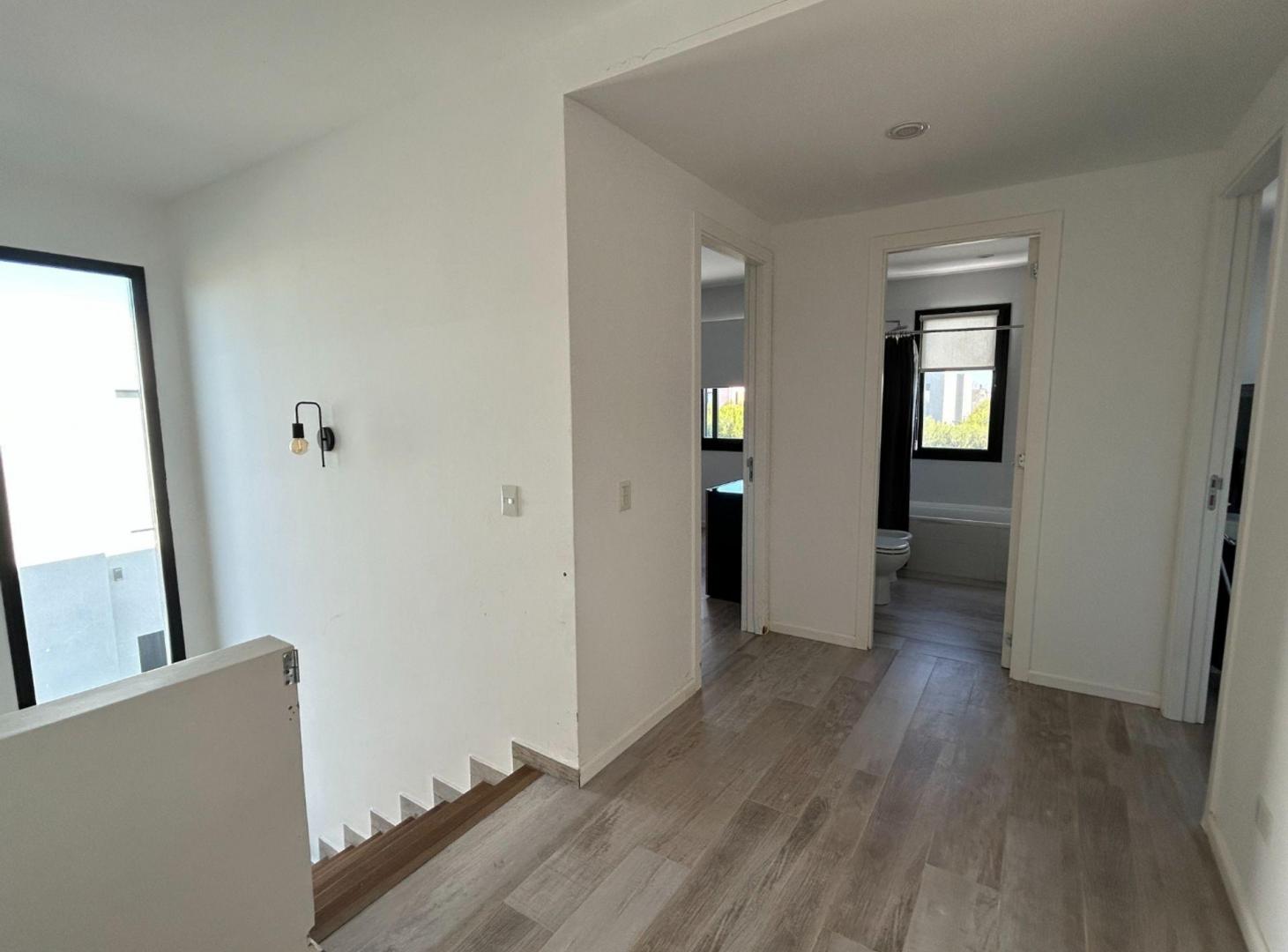 Foto de ALQUILER CASA 4 DORMS, ARAUCARIAS, PRTOS DEL LAGO, imagen 3