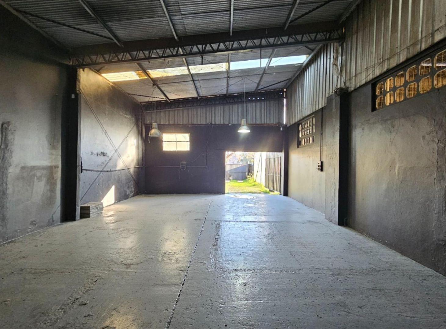 Foto de ALQUILER GALPON ESTACIONAMIENTO PILAR, imagen 2