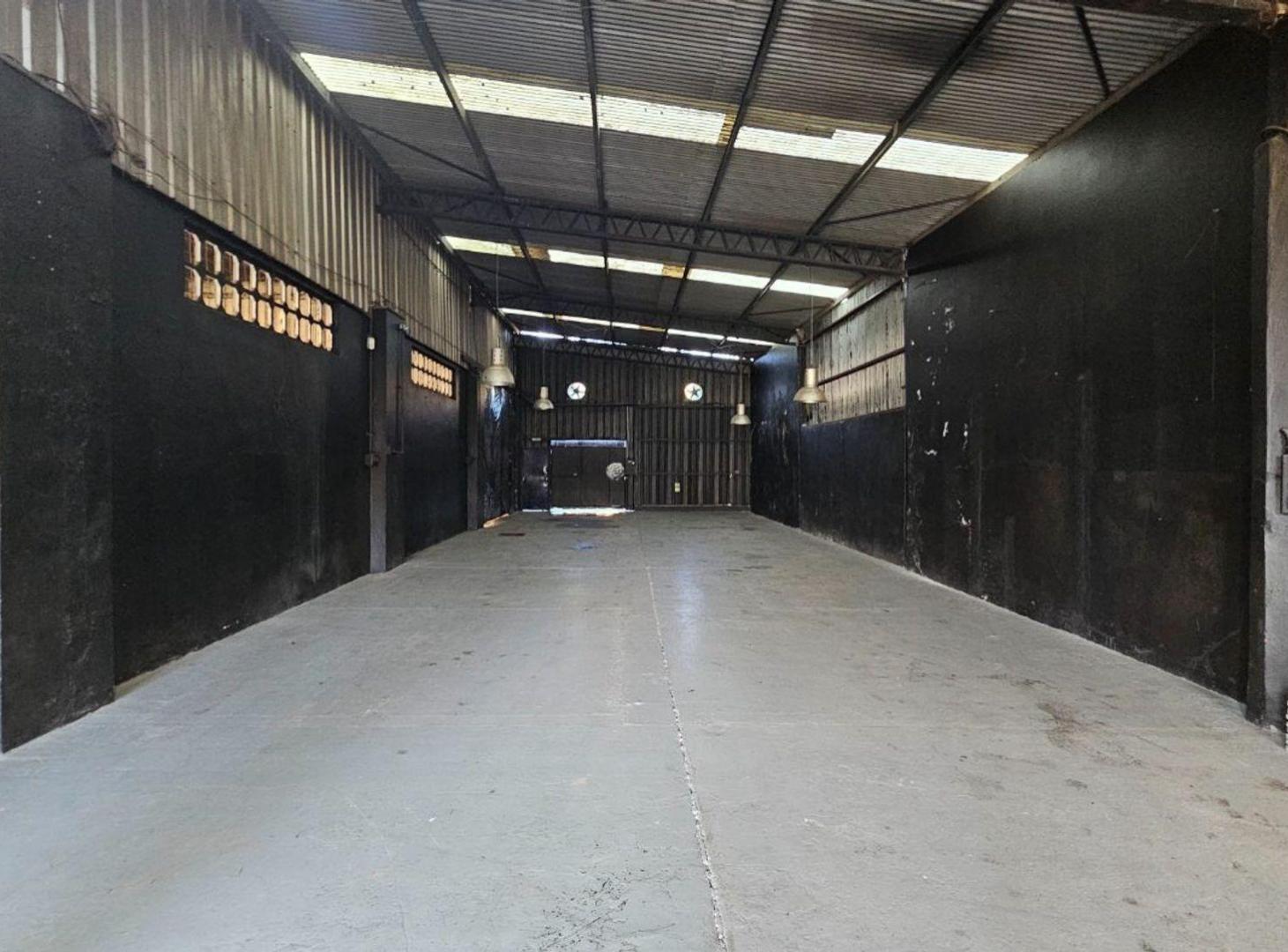 Foto de ALQUILER GALPON ESTACIONAMIENTO PILAR, imagen 1