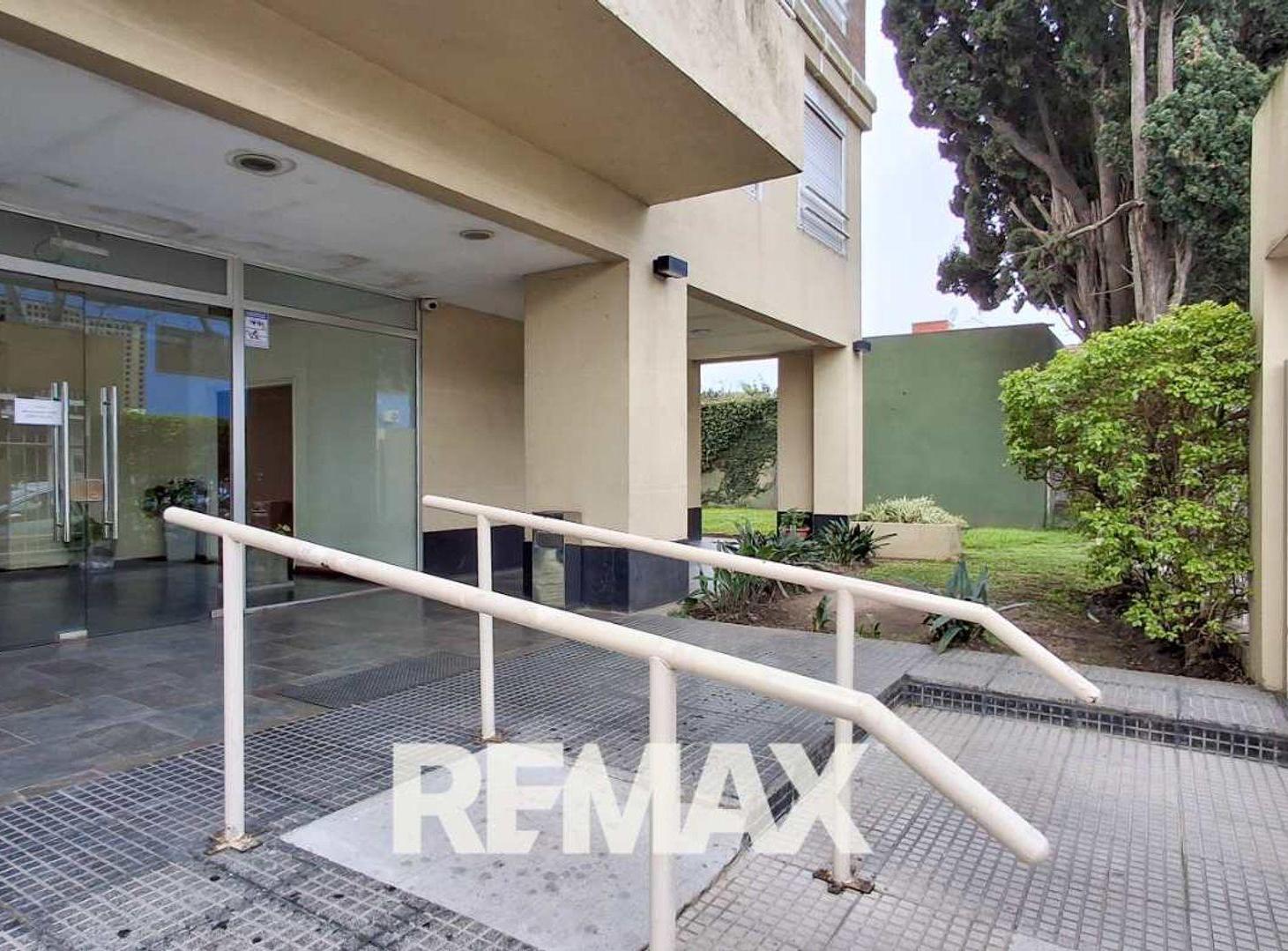 Foto de VENTA DEPARTAMENTO EN LOS TEROS C/3 COCHERAS-PILAR, imagen 2