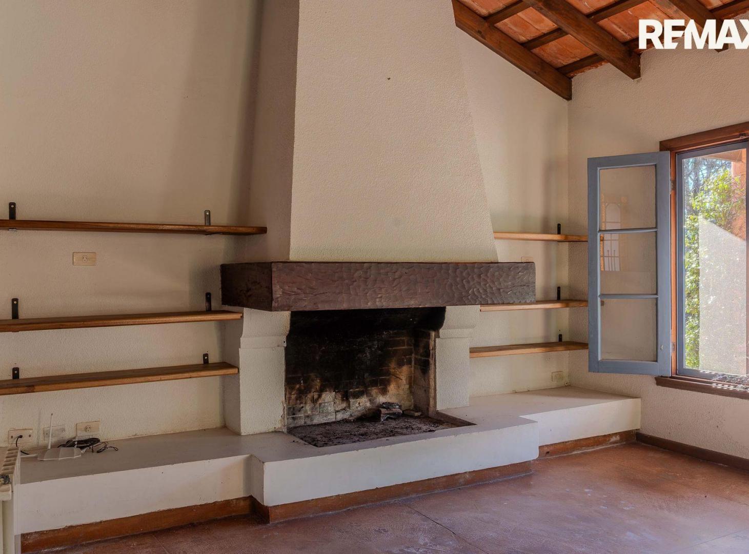 Foto de Venta casa 4 amb c/pileta y jardin en El Carmel CC, imagen 4