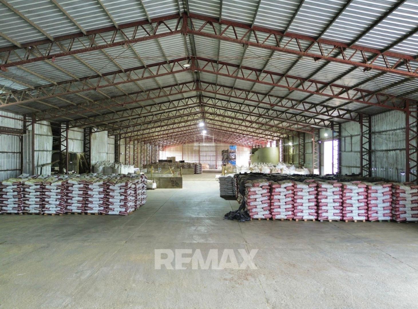 Foto de ALQUILER DEPÓSITO GALPÓN FATIMA PILAR 1000M2, imagen 1