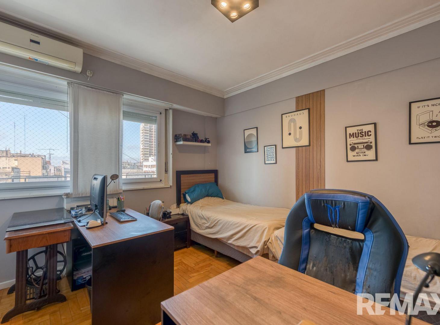 Foto de Venta departamento 4 amb. Flores piso 9 baulera, imagen 3