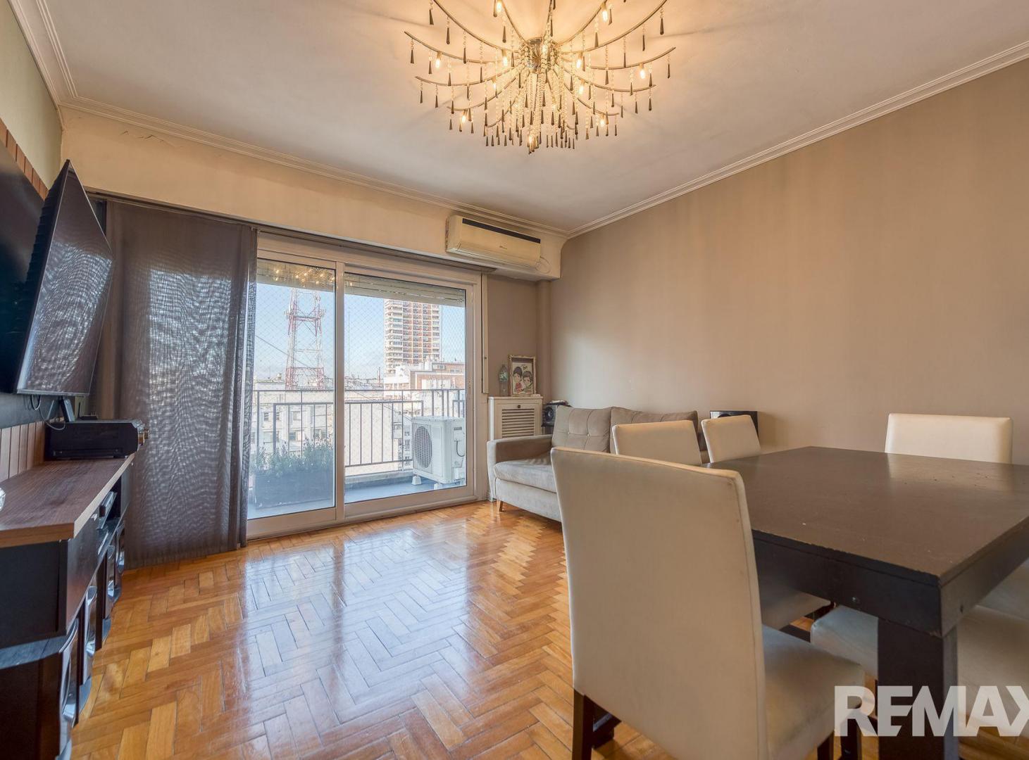 Foto de Venta departamento 4 amb. Flores piso 9 baulera, imagen 2