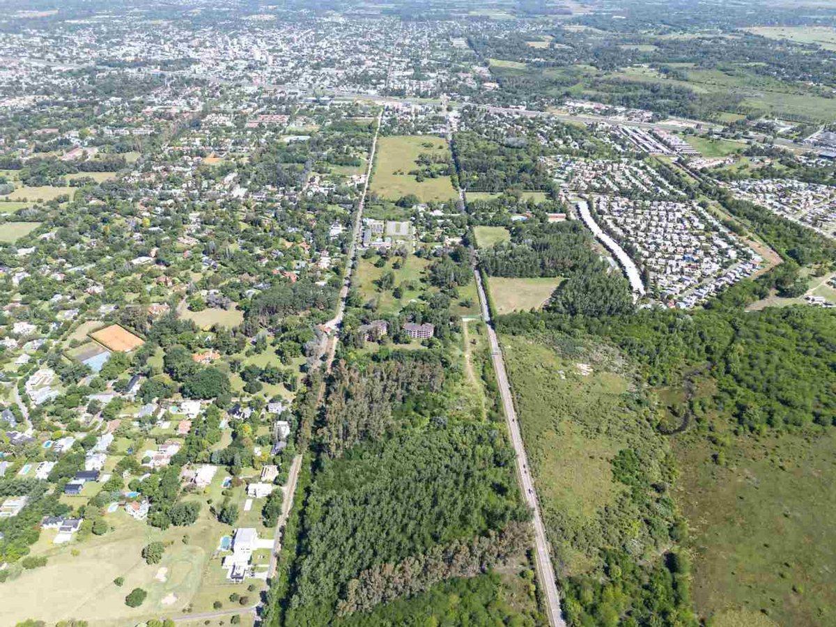 Foto de VENTA FRACCION PILAR LOTE C/CONSTRUC 8.3 HECTAREAS, imagen 4