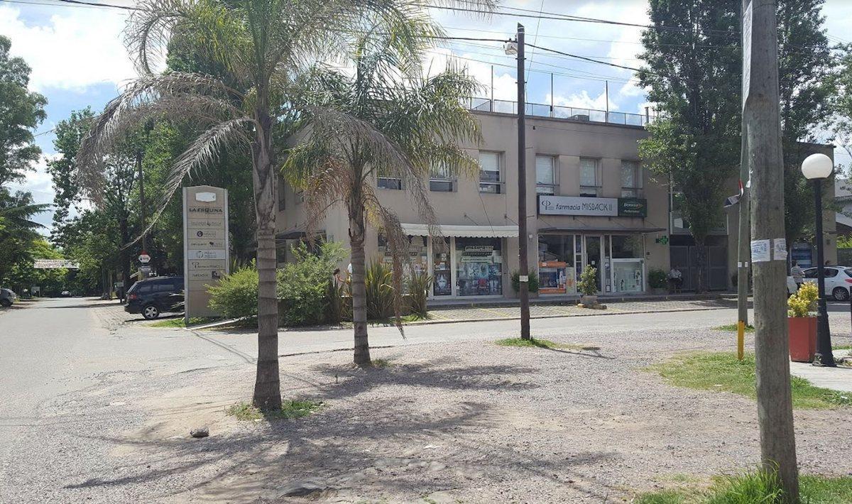 Foto de VENTA DE TERRENO COMERCIAL 600 m2, KM 38,5 PILAR, imagen 4