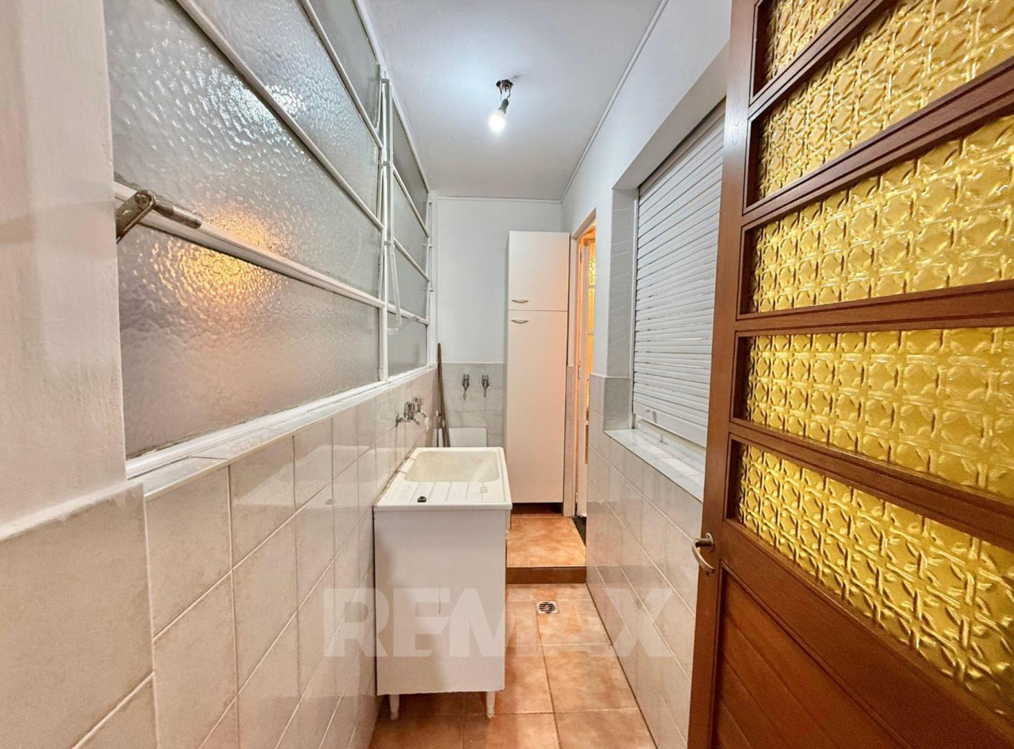 Foto de Venta Depto de Categoría . PLAZA MISERICORDIA, imagen 3