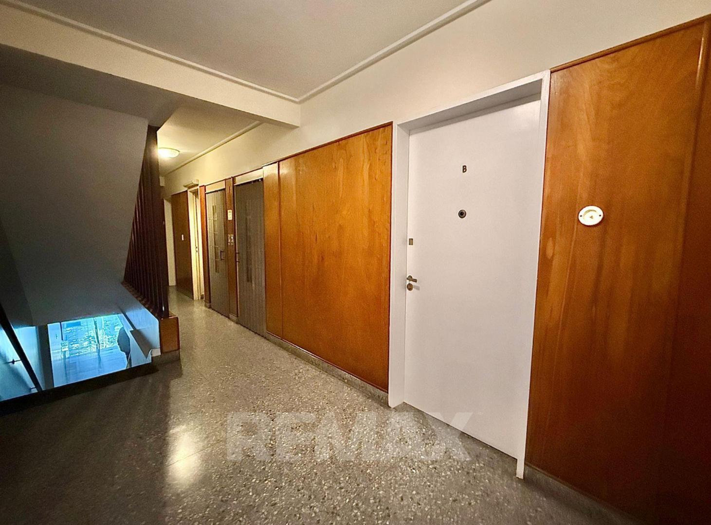 Foto de Venta Depto de Categoría . PLAZA MISERICORDIA, imagen 1