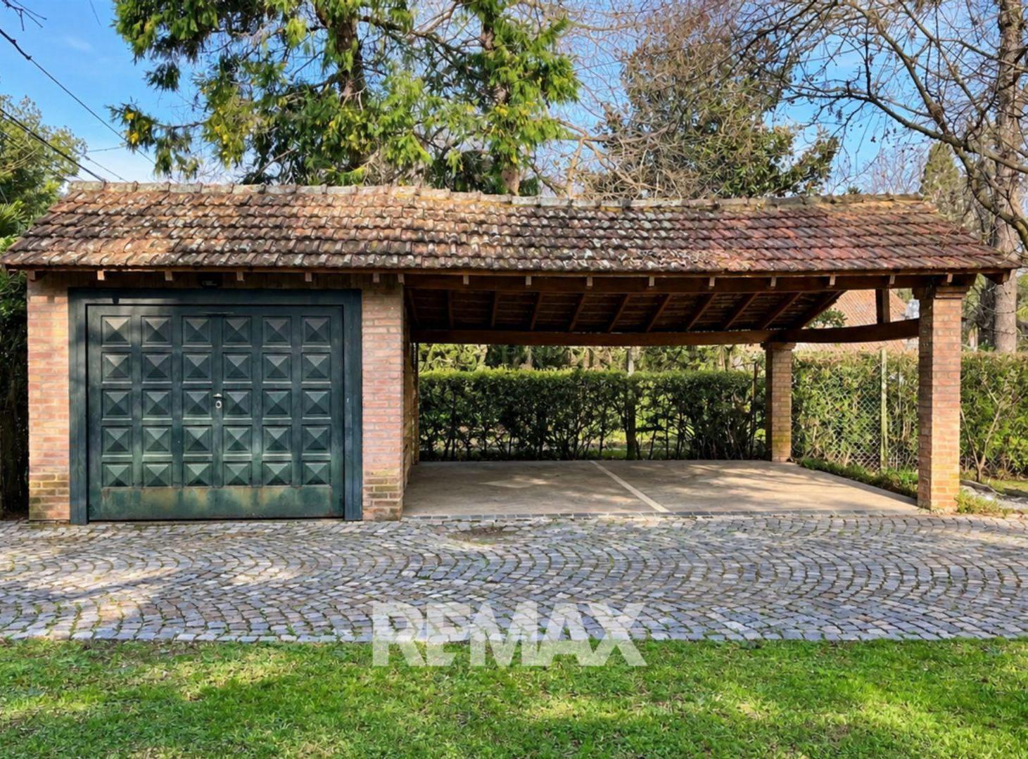 Foto de Casa en Venta 6 amb. 1.800 m² Maq. Savio Escobar, imagen 1