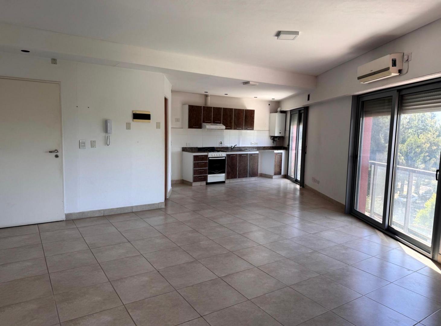 Foto de ALQUILER DEPARTAMENTO 3/4 AMB. COCHERA PILAR, imagen 4