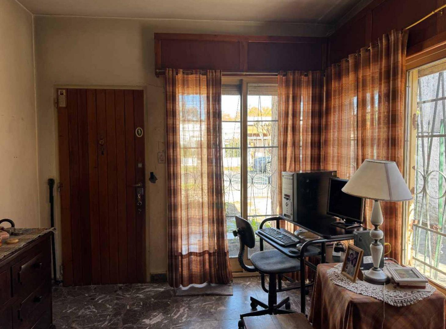 Foto de Venta Casa 4 Dormitorios y Jardín en Pilar Centro, imagen 5