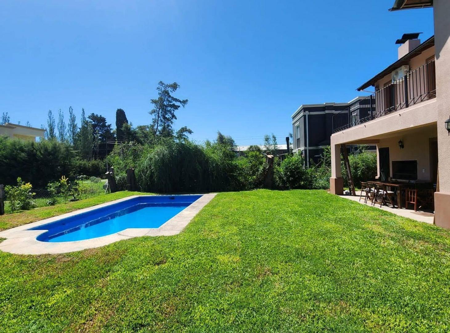 Foto de Casa en Venta en Pilar Barrio Buen Retiro, imagen 1