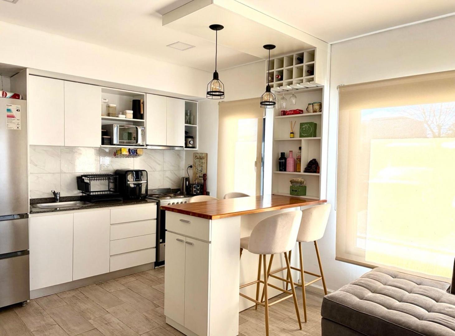 Foto de VENTA DEPTO 2 AMB PB JARDIN COCHERA PILAR CAÑADA, imagen 1