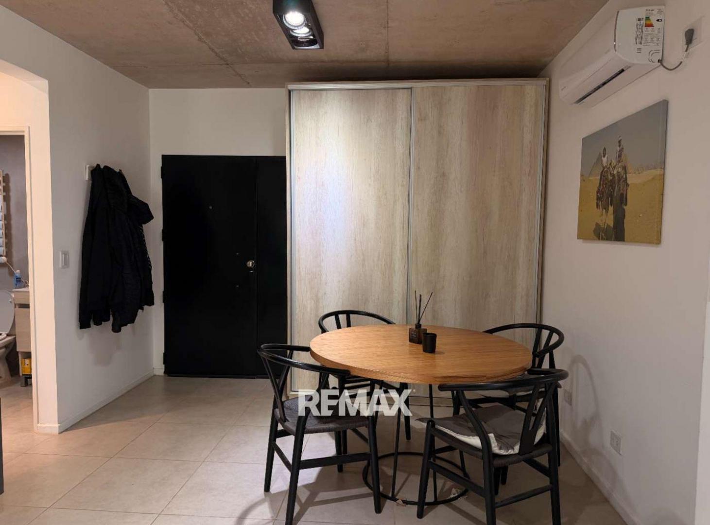Foto de DEPTO VENTA 2 AMB, PILAR, COCHERA, BALCON, PILETA, imagen 3