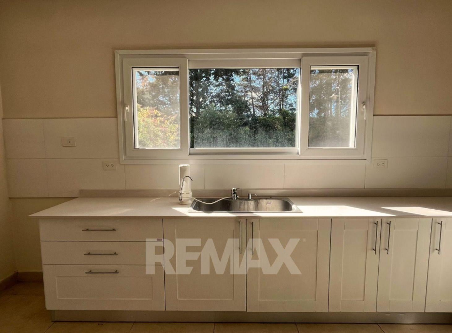 Foto de Casa venta de 4 amb 1500 mts lote Open Door Lujan, imagen 5