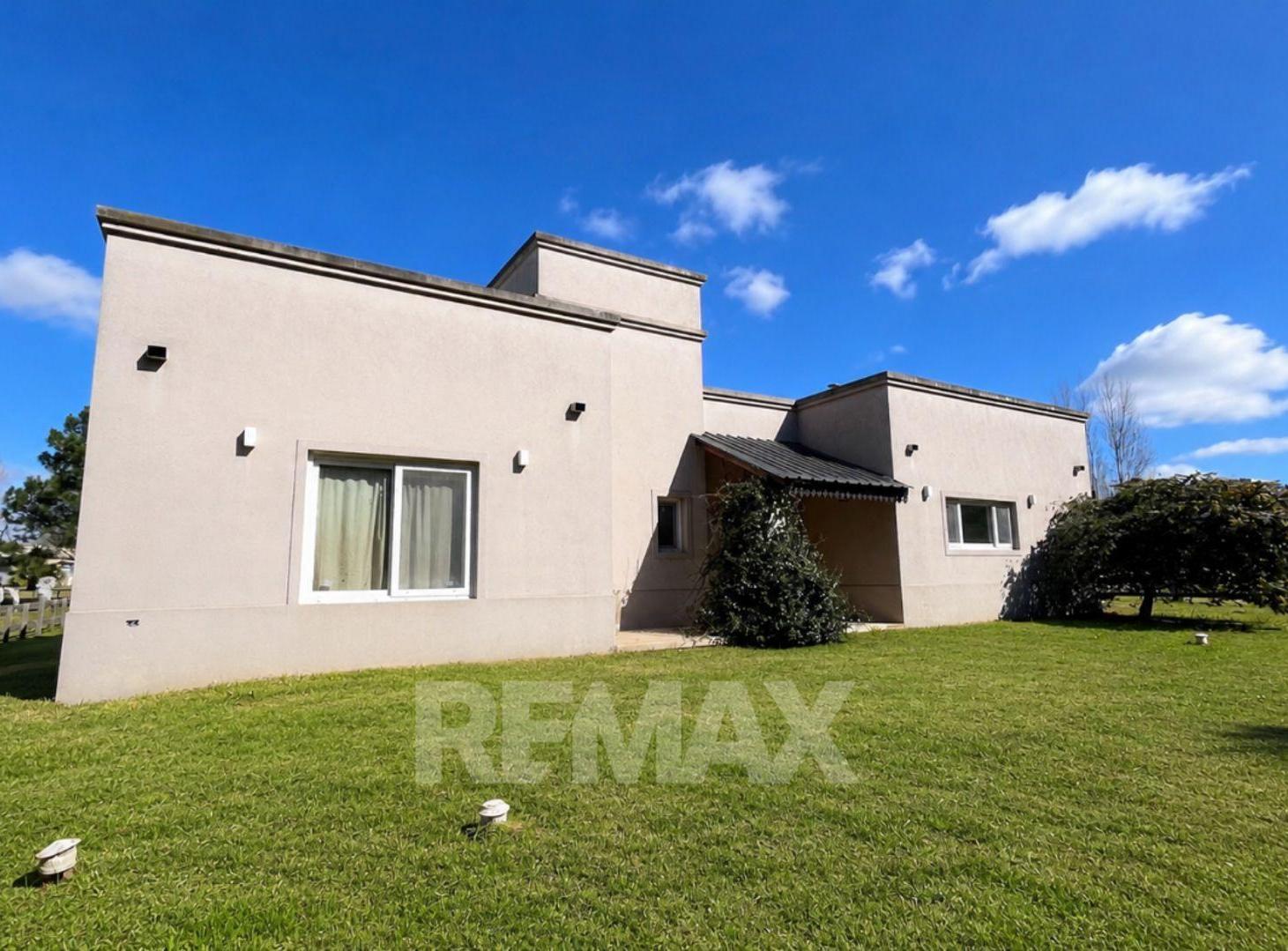 Foto de Casa venta de 4 amb 1500 mts lote Open Door Lujan, imagen 4