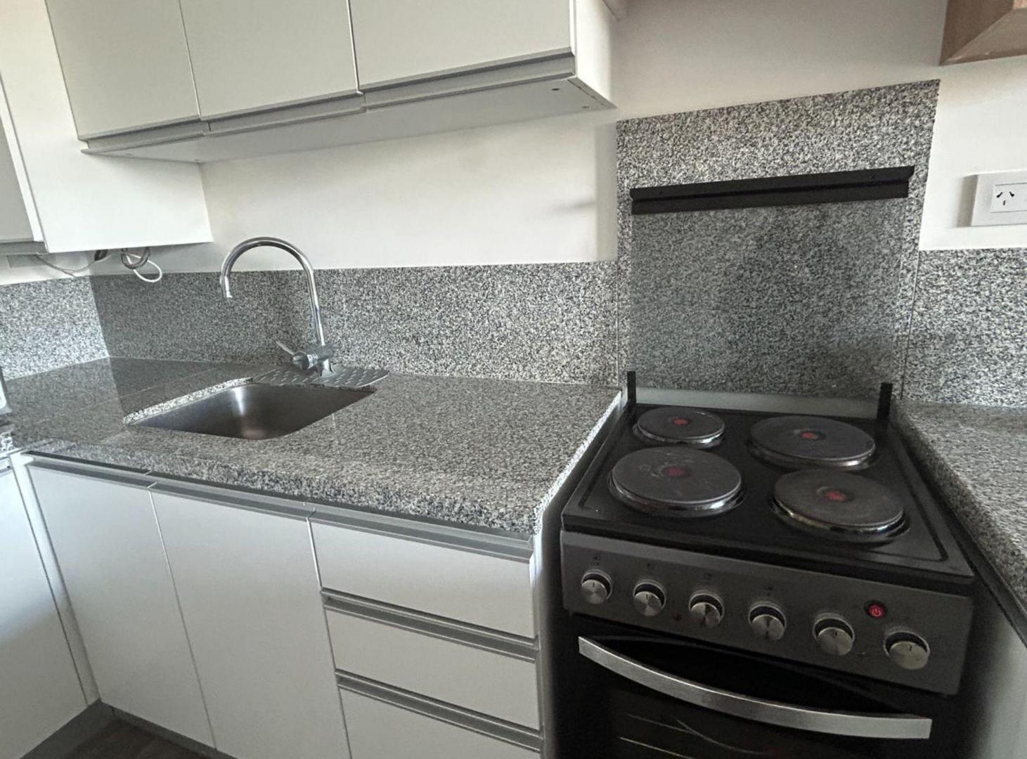 Foto de ALQUILER DEPTO 2 AMBIENTES CON JARDIN EQUIPADO, imagen 5