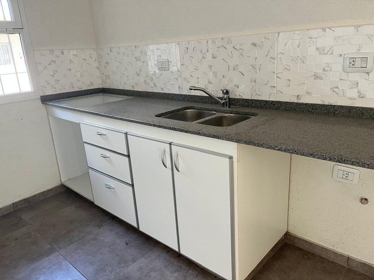 Foto de VENTA 2 AMBIENTES C/ COCH EN ABBINATURA III PILAR, imagen 3