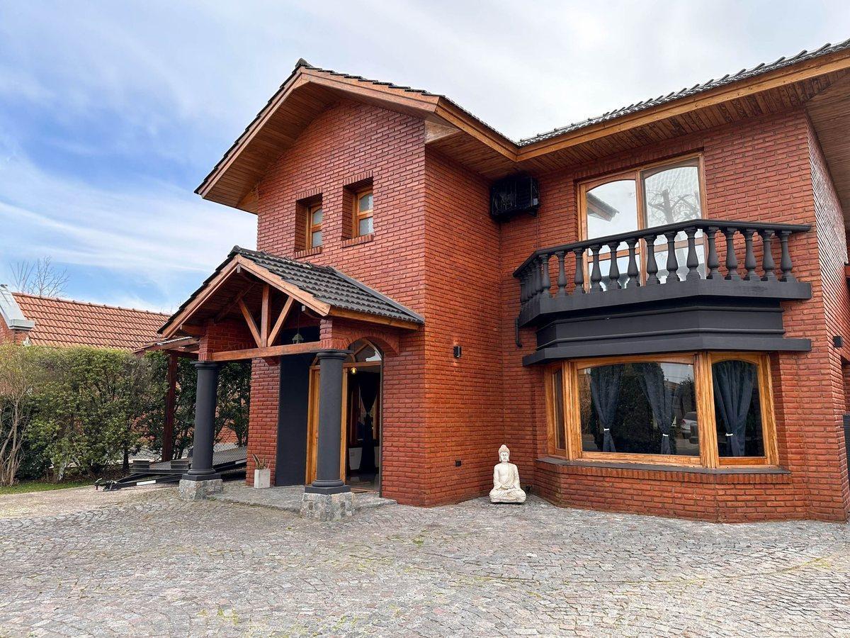 Foto de CASA EN VENTA 5 AMBIENTES LA CAMPIÑA, PILAR, imagen 1