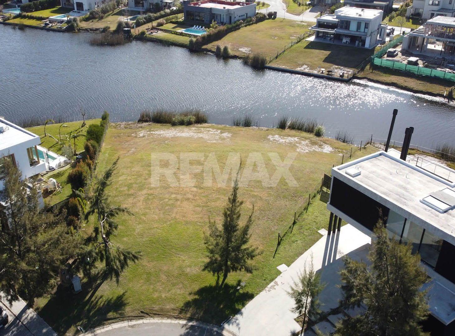 Foto de Venta Lote Naudir Escobar a Laguna y cerca a House, imagen 1