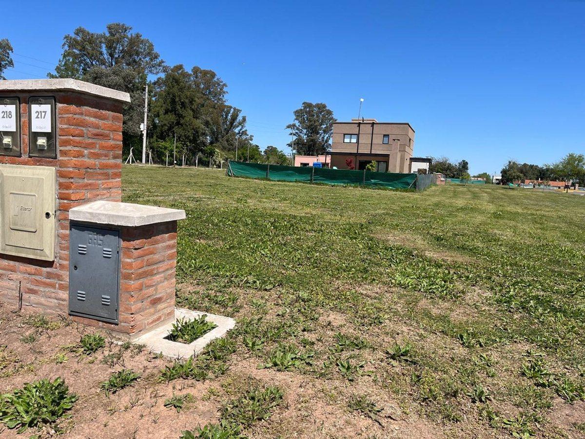 Foto de VENTA LOTE CENTRAL FINANCIADO SANTA ELISA - PILAR, imagen 1