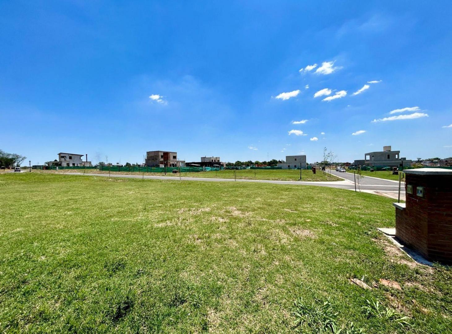 Foto de VENTA LOTE CENTRAL FINANCIADO SANTA ELISA - PILAR, imagen 4